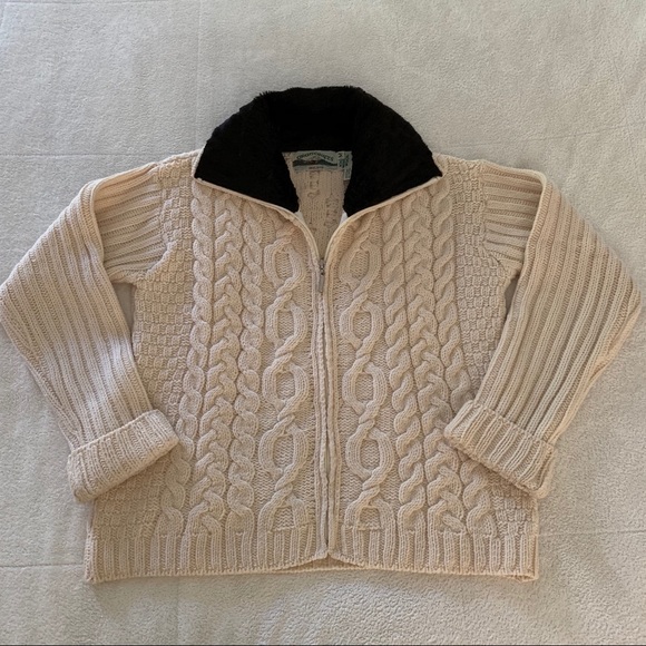 Aran Crafts Sweaters - Aran Crafts Irish Merino Wool Cardigan w/ faux fur